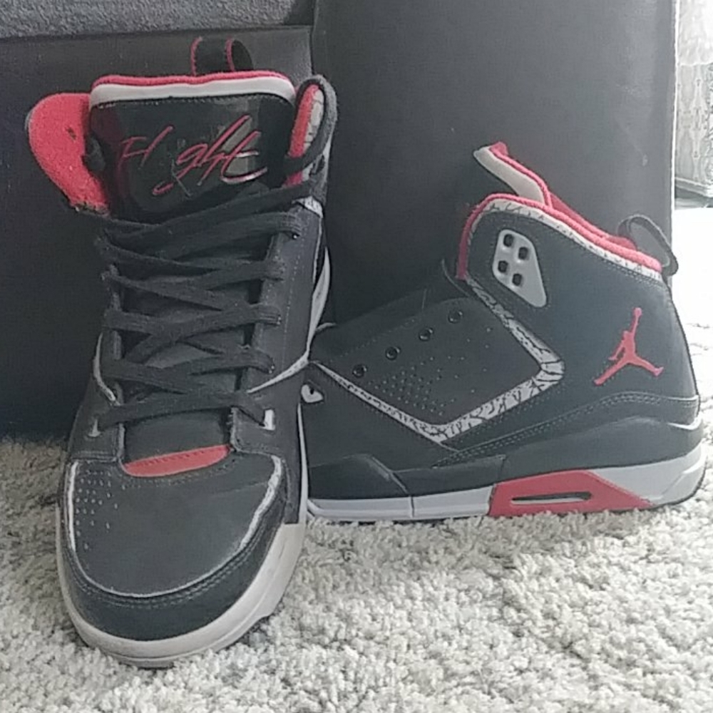 Air jordans flight y3 2012